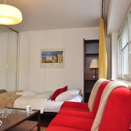 Prudentia Apartments Moko Economy Варшава Экстерьер фото
